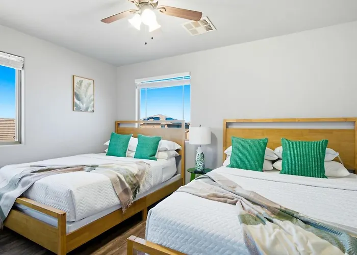 Villa The Tranquil Retreat Heated Pool Hottub Sauna Bbq *